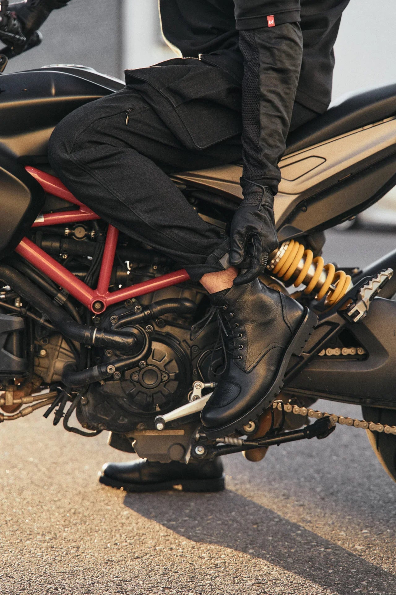 DESERT CARGO BLACK - Motorcycle Jeans for Men with Chino Style Cordura®