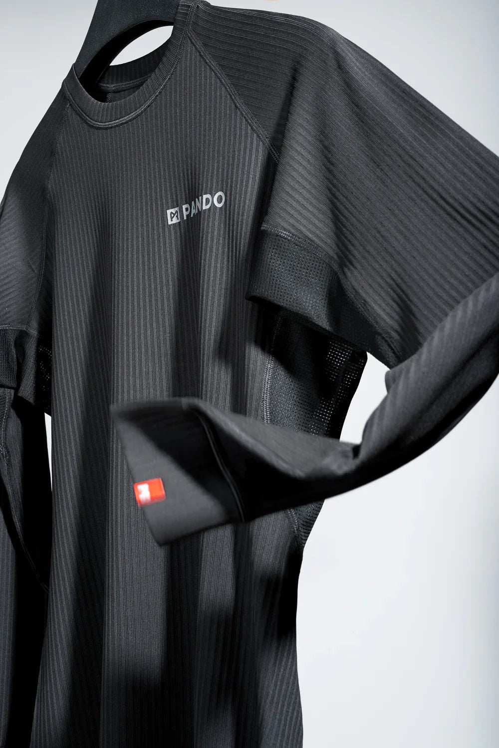 VAPOR BLACK - Unisex Technical Underlayer for Base Layer