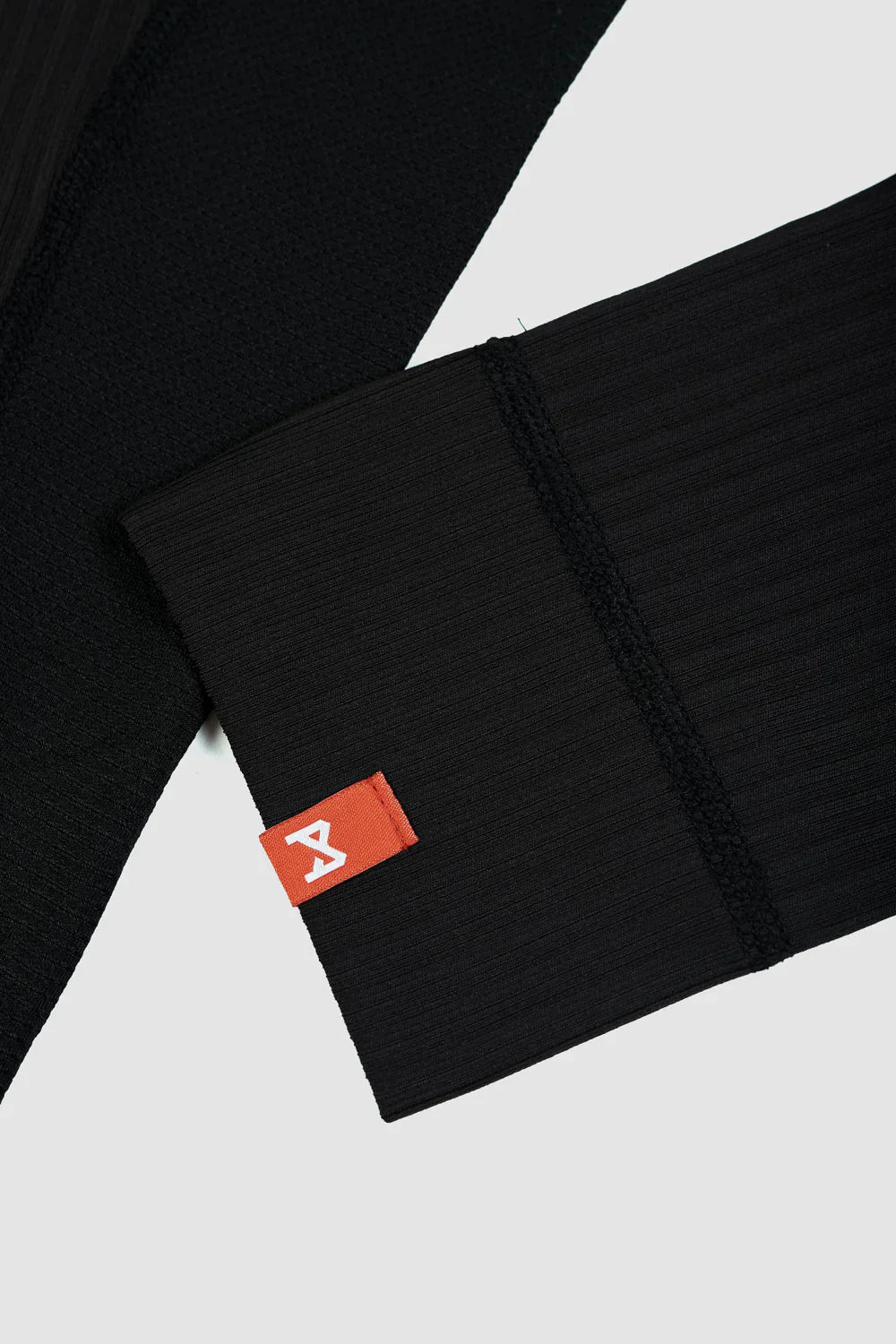 VAPOR BLACK - Unisex Technical Underlayer for Base Layer